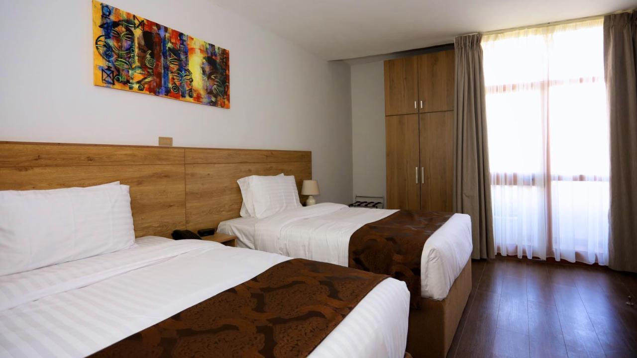 Black Horse Hotel Apartment Addis Ababa Exterior photo