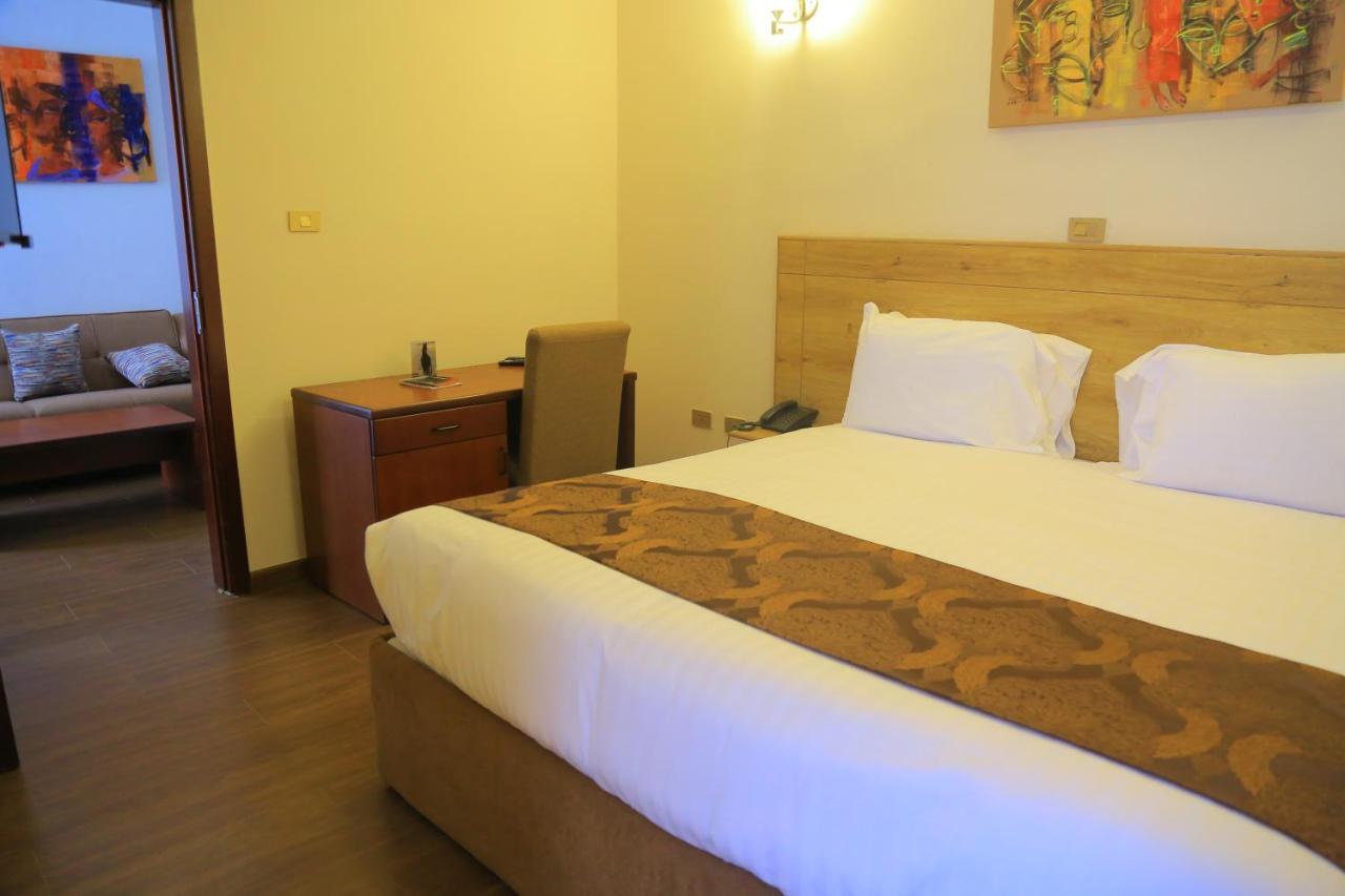 Black Horse Hotel Apartment Addis Ababa Exterior photo