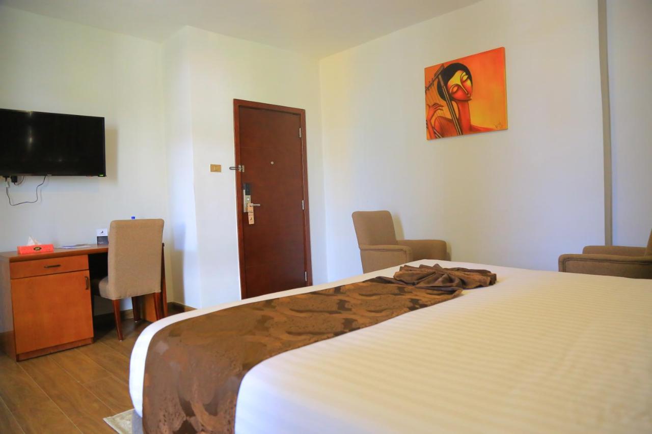 Black Horse Hotel Apartment Addis Ababa Exterior photo